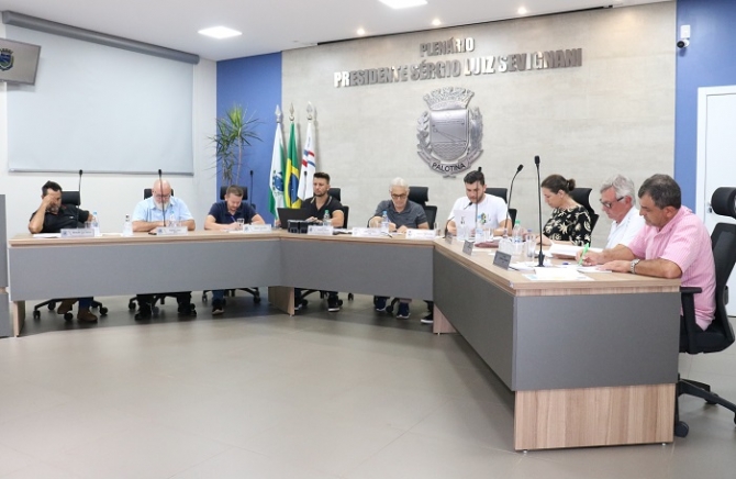 Vereadores aprovam destinação de área para construção de colégio no bairro Oswaldo Cruz