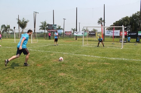 Torneio de pênalti e Torneio de Vôlei acontecem nesta sexta-feira